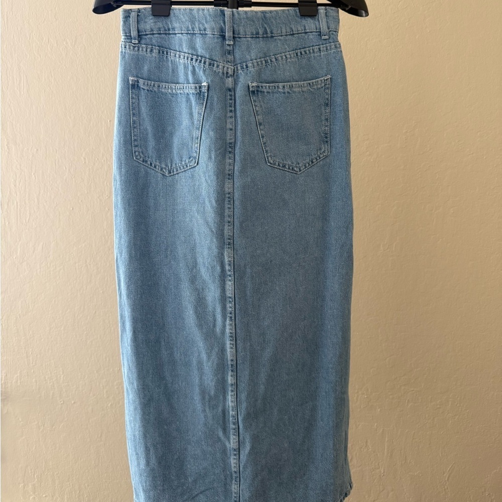Bershka Light Blue Denim - Picture 6 of 7